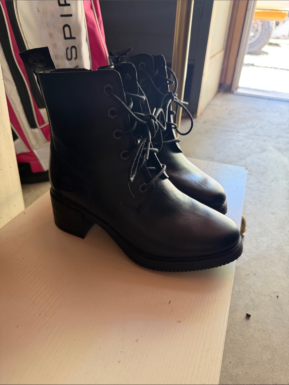 Timberland Black Lace-Up Chunky Heel Ankle Boots